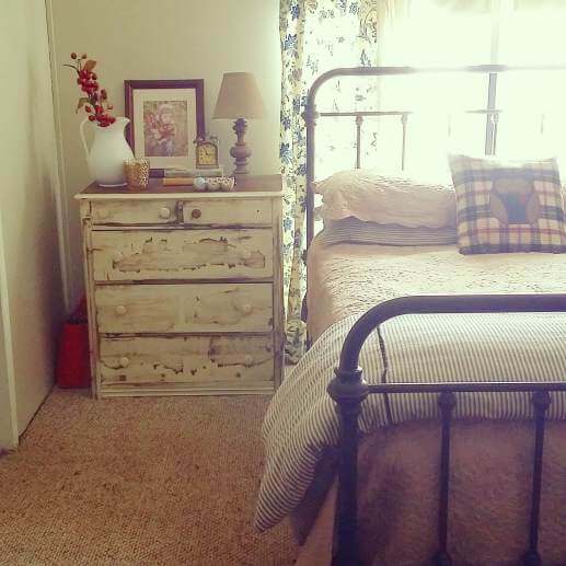 Country Cottage Manufactured Home Decorating ideas- Living Room -  second bedroom