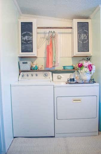 Country Cottage Manufactured Home Decorating ideas - laundry room