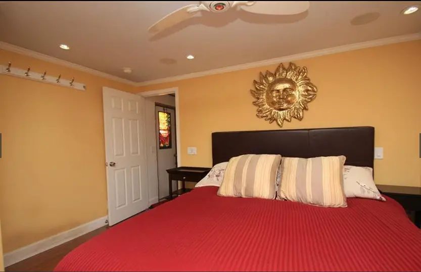 Sensational Single wide decor (bedroom)